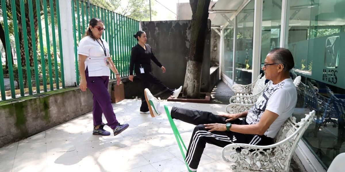IMSS refuerza rehabilitación cardiaca en adultos mayores para prevenir discapacidad