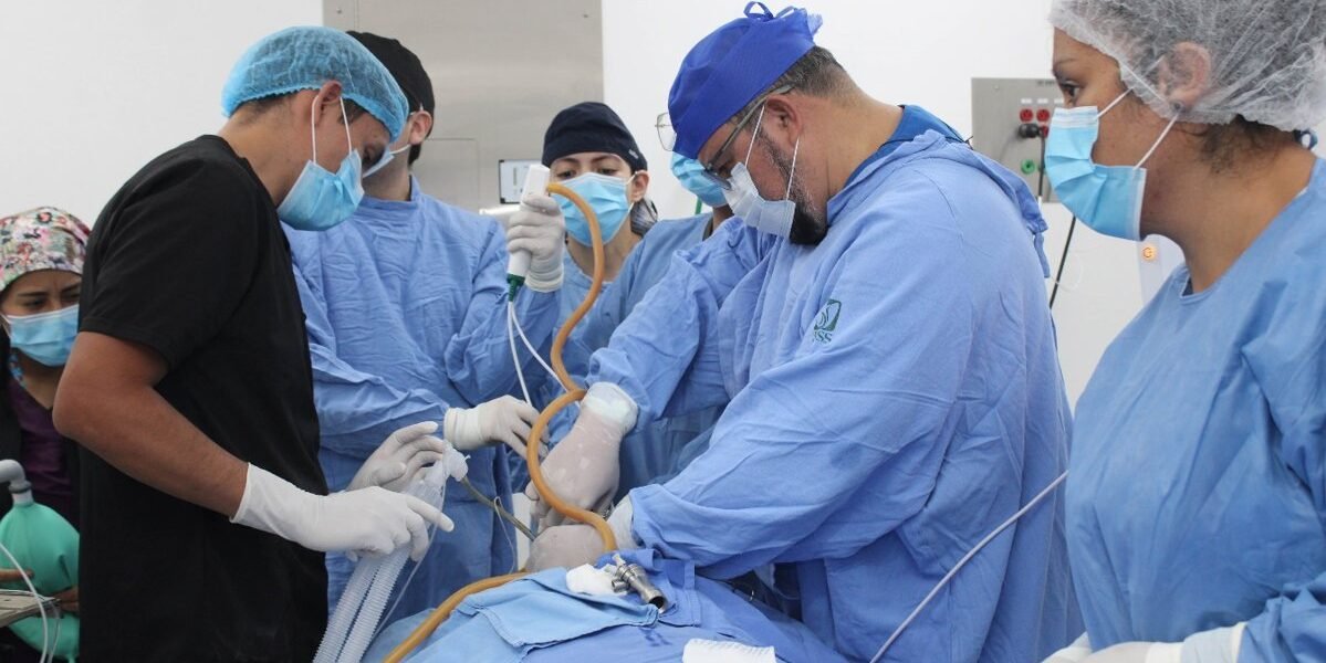 IMSS impulsa jornadas quirúrgicas en fin de semana y beneficia a más de mil pacientes
