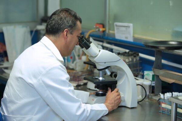Estudio del IMSS abre nuevas oportunidades para prevenir cáncer anal en personas con VIH