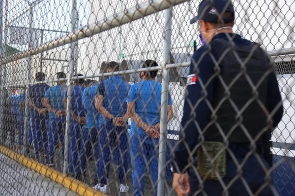 Codhem investiga 478 quejas por abusos en cárceles del Estado de México