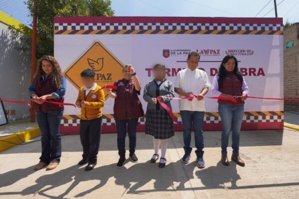 La Paz avanza: pavimentan más de 3,200 metros en la Unidad Anáhuac