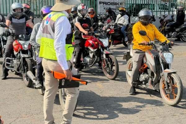 Estado de México certificó a más de 128 mil motociclistas en año y medio