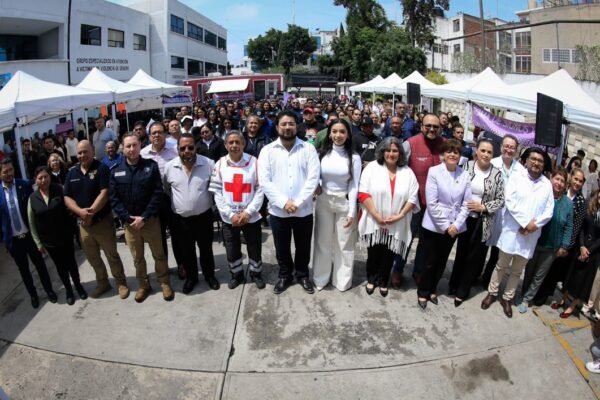 Naucalpan realiza jornada de salud integral para policías, bomberos y personal de emergencias