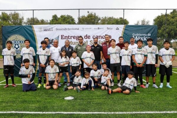 Nezahualcóyotl inaugura nueva cancha de futbol como parte del Mundial Social 2026