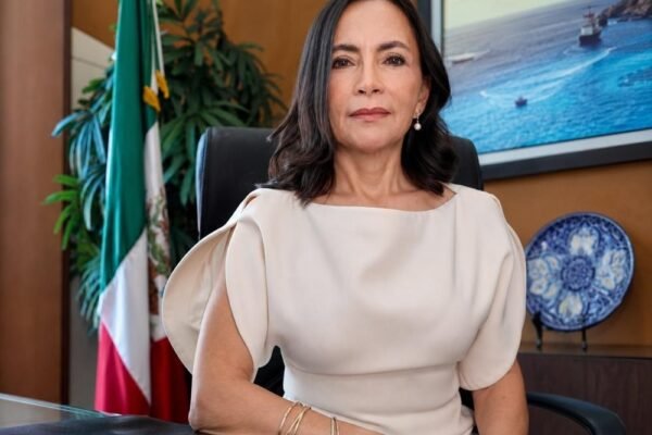 Irene León aspira a presidir la Comisión de Honor y Justicia de CAAAREM