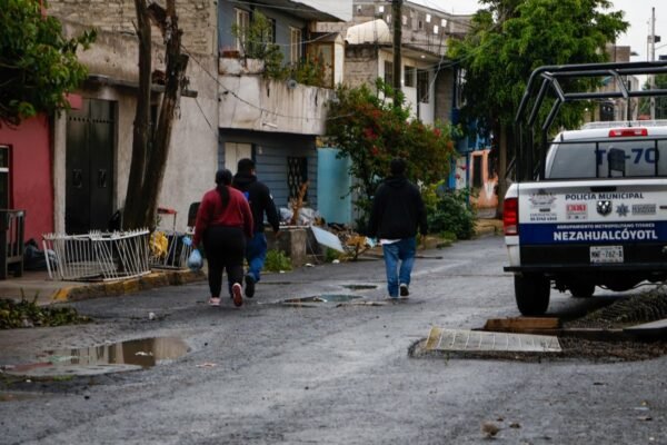 Autoridades controlan fuga de gas en Nezahualcóyotl y permiten regreso de evacuados