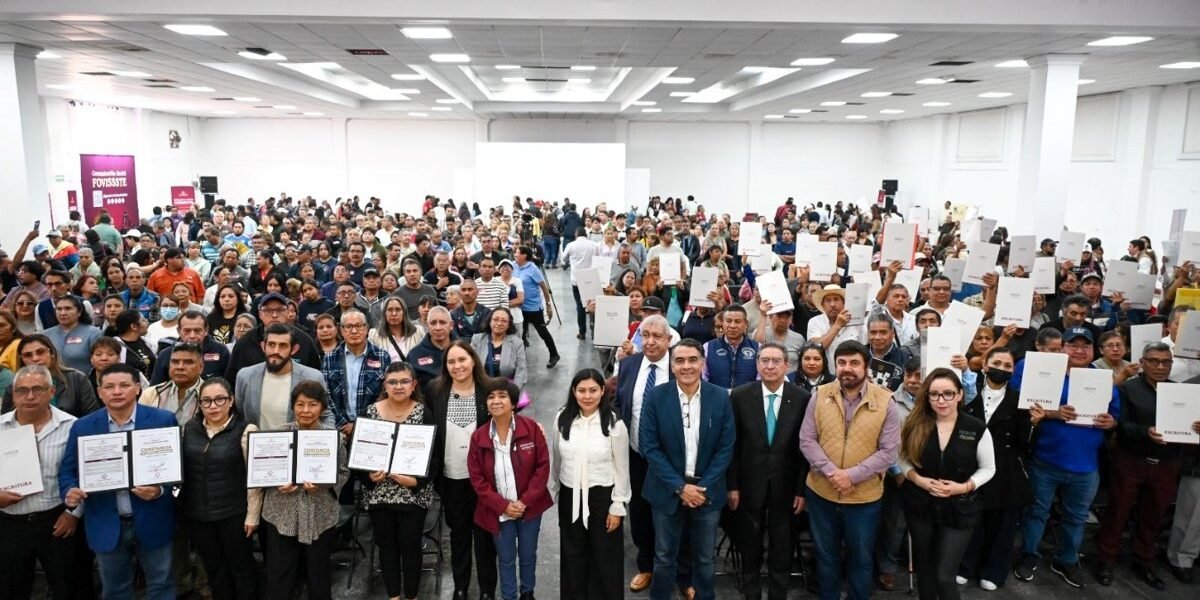 Chalco: Mil familias regularizaron su patrimonio con escrituras y cancelación de créditos