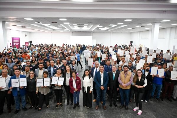 Chalco: Mil familias regularizaron su patrimonio con escrituras y cancelación de créditos