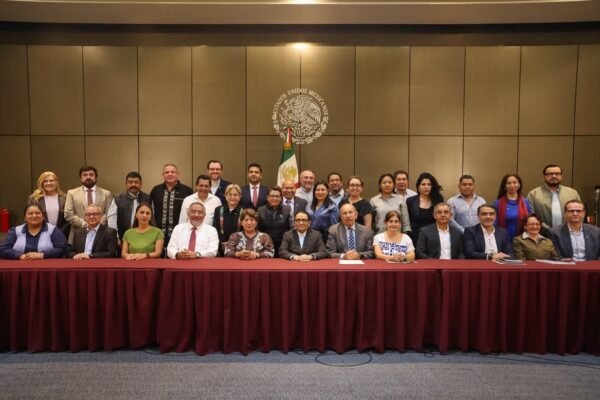 Zona Oriente del Estado de México: avanzan en vivienda, educación y salud