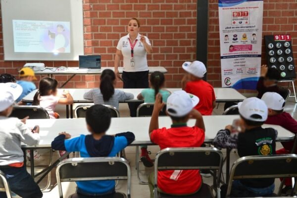 Taller de Verano enseña a niños a prevenir emergencias
