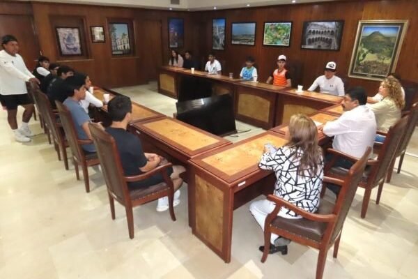 Texcoco apoya a jóvenes deportistas rumbo al Flag Football Tultitlán 2026