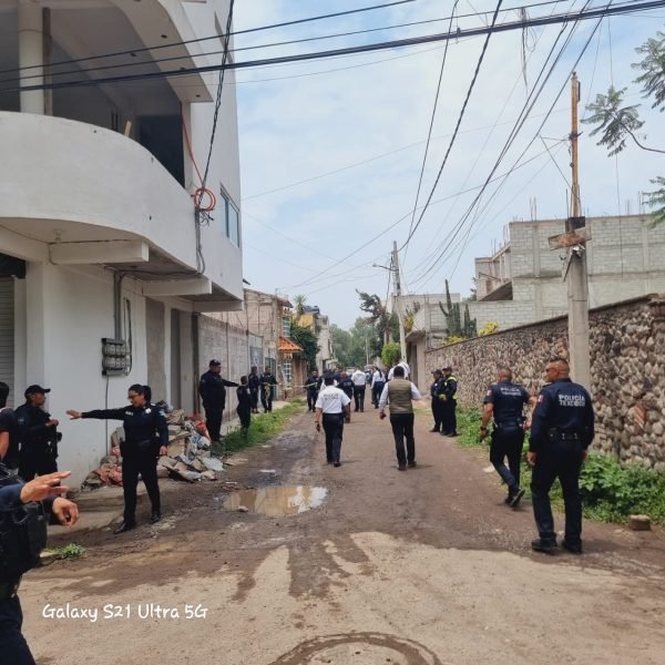 Policías de Texcoco frustran robo; hay un delincuente muerto