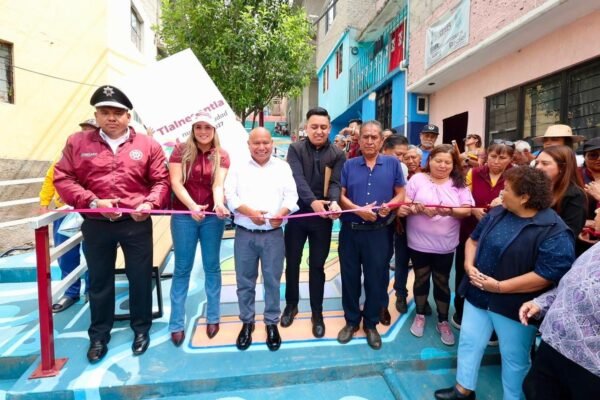 Tlalnepantla invierte 6 millones en renovación integral de escalinatas en Lomas de San Juan