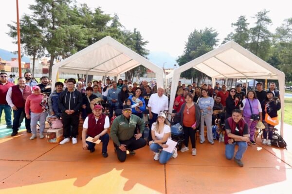 Tlalnepantla cierra mega jornada de servicios en Valle del Tenayo