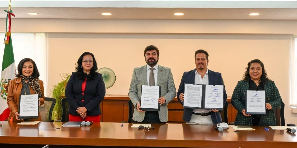 Estado de México transfiere trámites urbanos a tres municipios