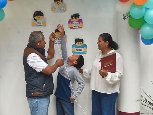 Abre DIFEM tercera convocatoria de adopciones 2026 en el Estado de México