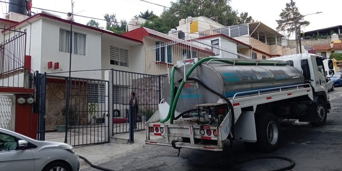 Atizapán garantiza agua potable a 157 mil habitantes con operativo de pipas gratuitas