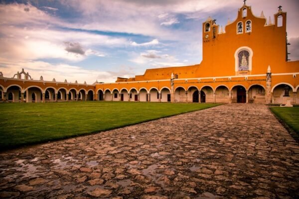 Juan O'Gorman: el visionario que transformó la arquitectura moderna en México