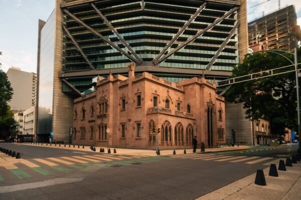Juan O'Gorman: el arquitecto que reinventó la modernidad mexicana