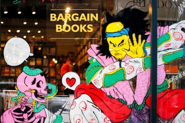 El cómic resurge como arte total: cuando viñetas dialogan con ópera y memoria