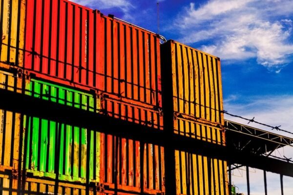 Guerra comercial EE.UU.-Canadá: ¿Ganancia o trampa para América Latina?