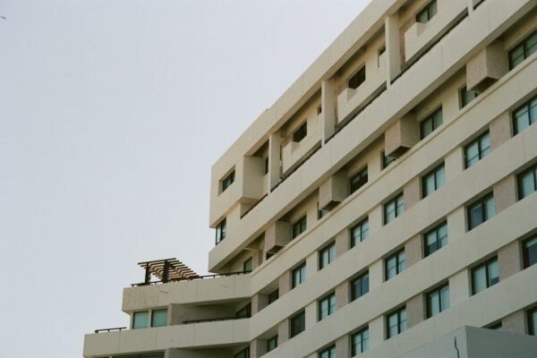 México lidera rentabilidad hospitalaria en Latinoamérica pese a menor ocupación