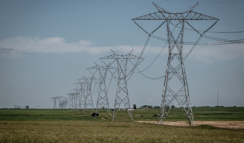 CFE acelera inversiones ocultas en la red eléctrica nacional