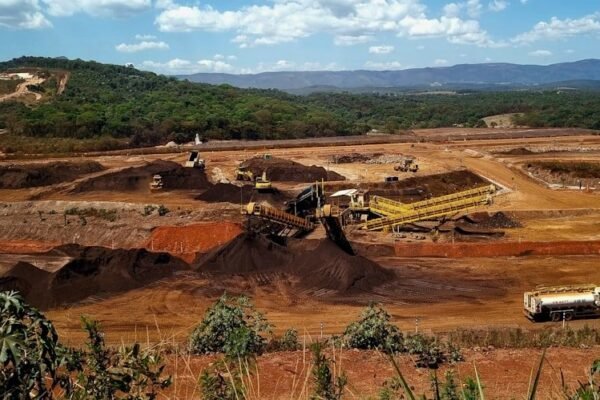 La frontera olvidada: cómo la minería ilegal amenaza pueblos indígenas en la Amazonia