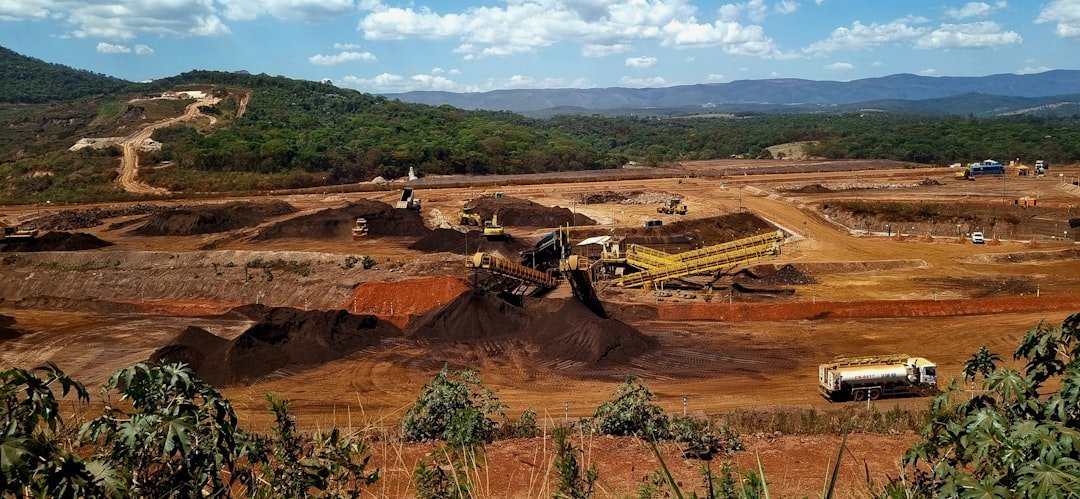 La frontera olvidada: cómo la minería ilegal amenaza pueblos indígenas en la Amazonia