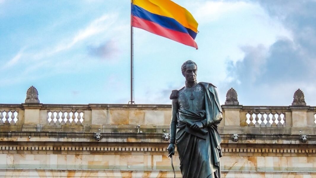 Colombia ante un nuevo rumbo: expectativas y riesgos de la administración De la Espriella