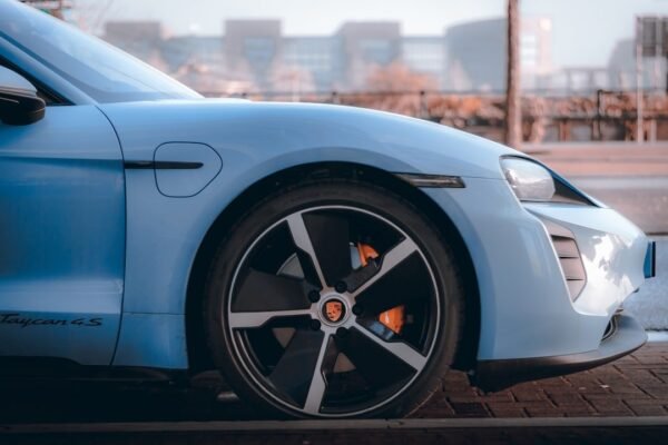 Autos eléctricos mexicanos: de Pesquería a Texas, el desafío real