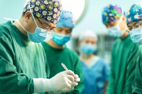 El gasto privado en salud crece mientras hospitales privados pierden pacientes