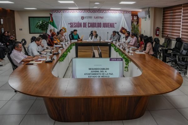 La Paz celebra segundo Cabildo Juvenil con demandas de espacios culturales y educación