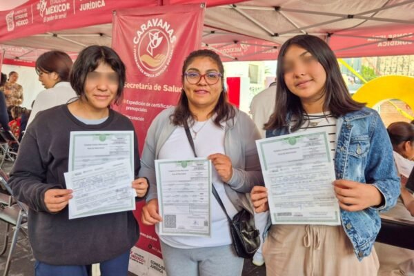Edomex ofrece actas de nacimiento gratis en Caravanas por la Justicia