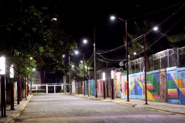 México invertirá 900 millones en mejorar calles de 10 municipios del Estado de México