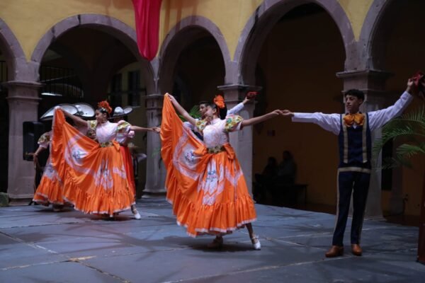 Semilleros Creativos de Paz presentan muestra artística en Aguascalientes