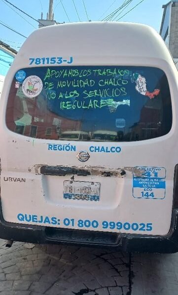 Transportistas respaldan a delegado suspendido en Chalco; acusan a grúas de mentir