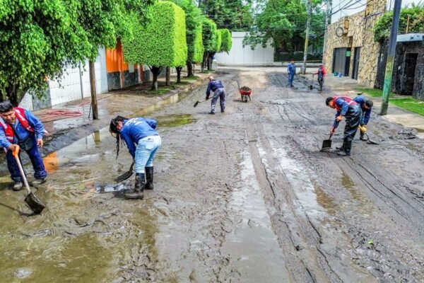 Gobierno estatal atiende 79 eventos de lluvia en el Estado de México