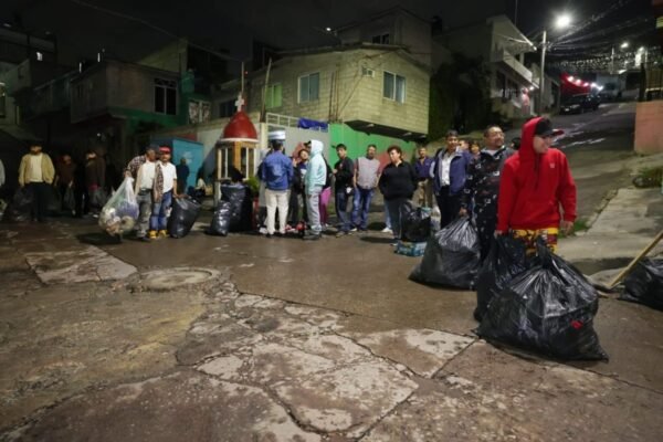 Ecatepec implementa recolección nocturna de basura en 87 colonias