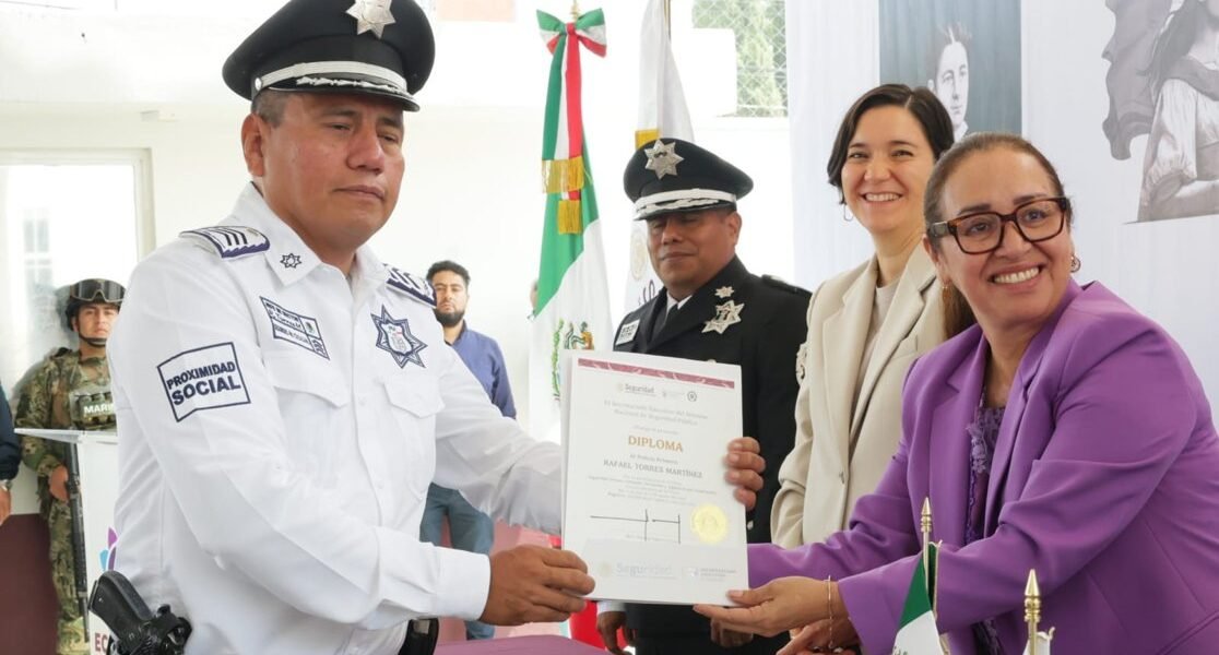 Ecatepec capacita a 27 jefes policiales para fortalecer seguridad en el municipio