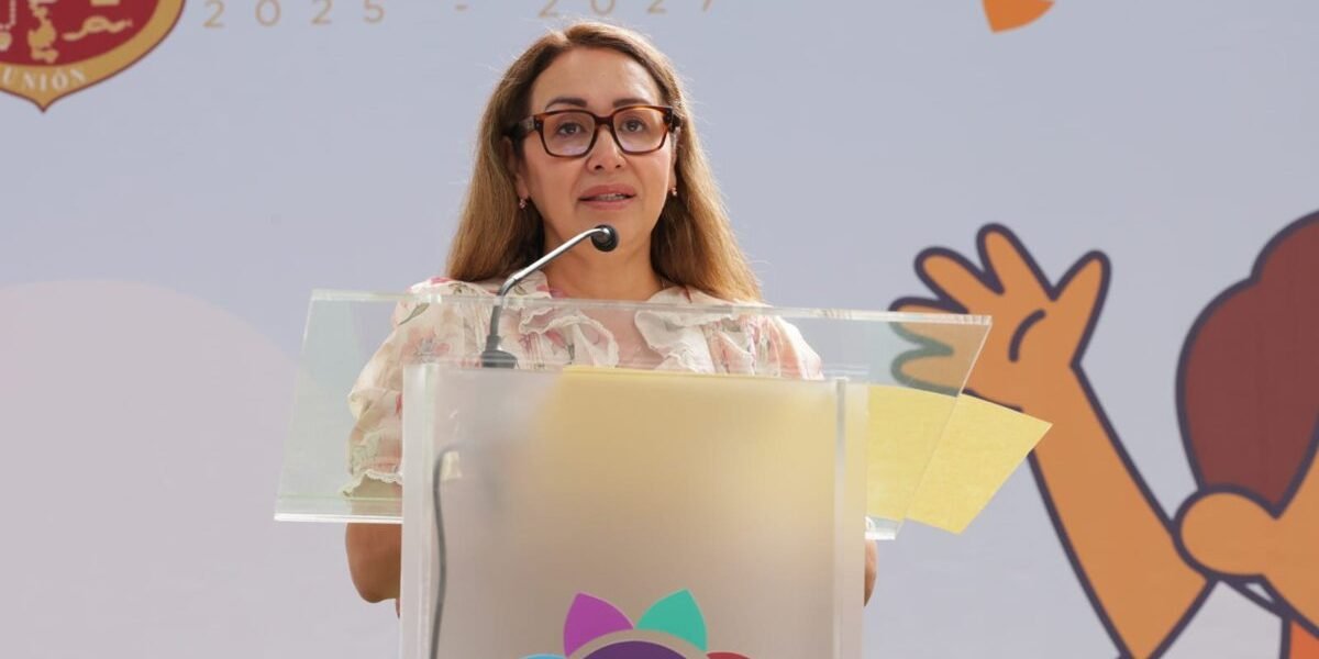 Ecatepec inicia entrega de apoyos para 50 mil estudiantes con programa Zapatos para el Bienestar