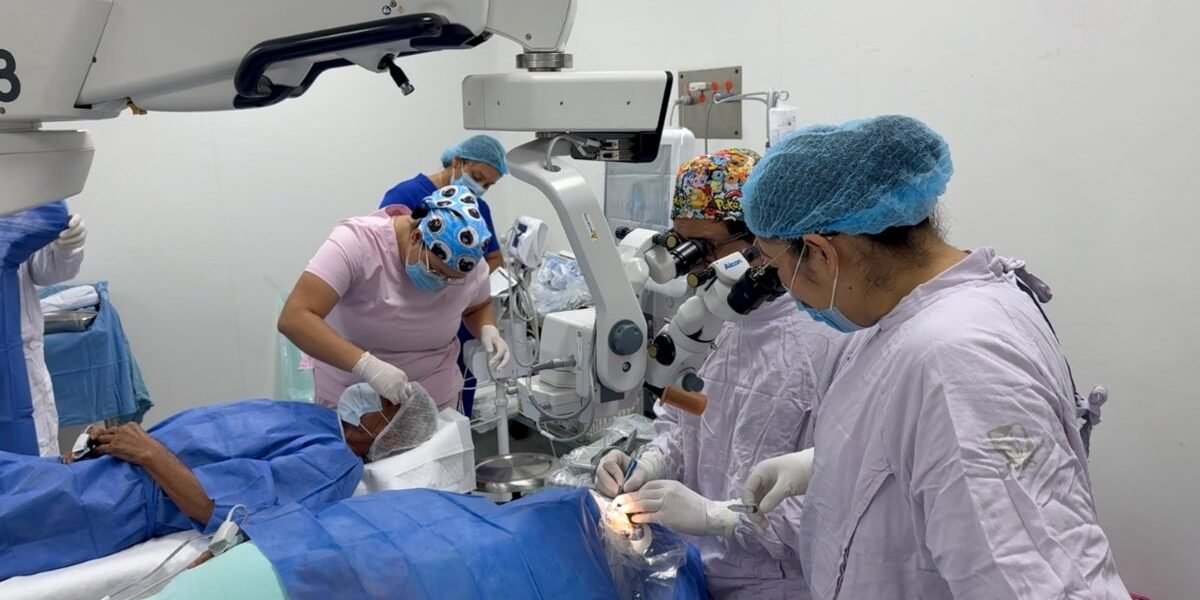 IMSS realiza jornadas quirúrgicas de cataratas en Veracruz para mejorar calidad de vida