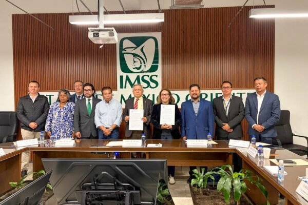 IMSS y Ecatepec formalizan donación de terreno para nuevo Centro Infantil