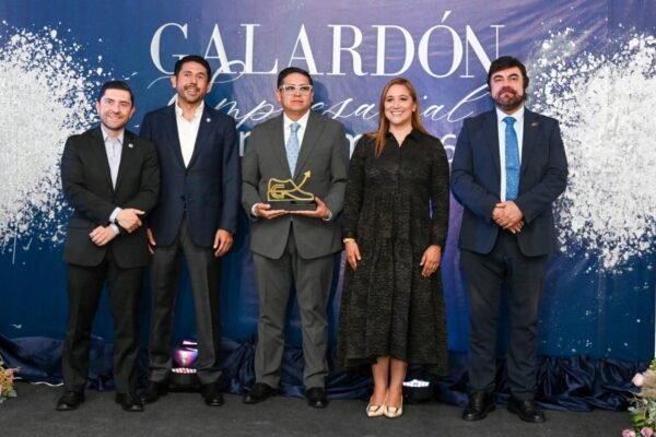 Edomex envía iniciativa para modernizar marco legal de desarrollo urbano