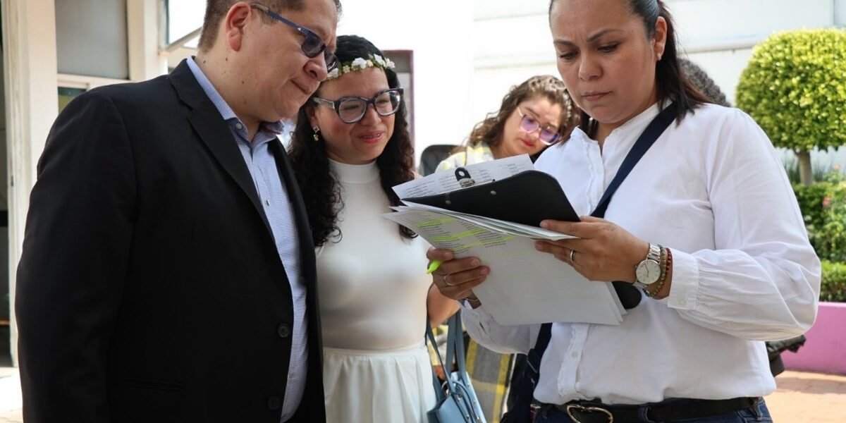 DIF Naucalpan legaliza 300 matrimonios de forma gratuita