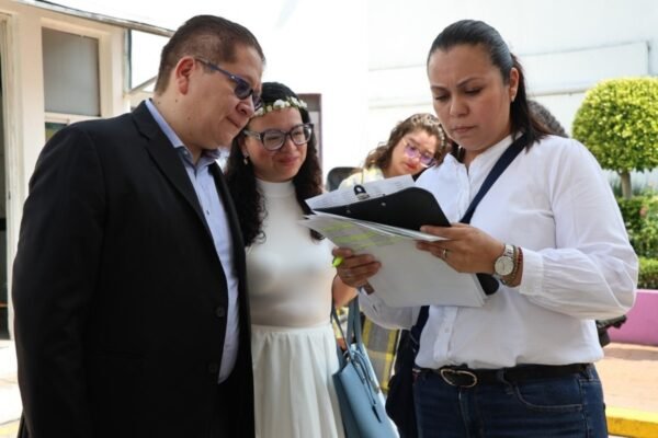 DIF Naucalpan legaliza 300 matrimonios de forma gratuita