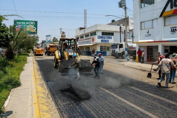 Avanzan obras de rehabilitación en Avenida Pantitlán de Nezahualcóyotl