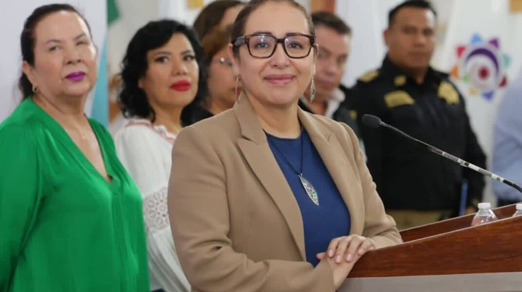 Ecatepec despliega 2 mil policías para garantizar regreso seguro a clases
