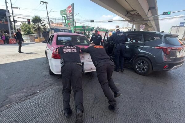 Ecatepec intensifica sanciones a choferes por invadir carril del Mexibús