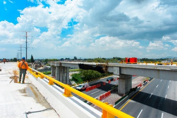 Avanza a 92% la construcción del puente de la Vialidad Mexiquense